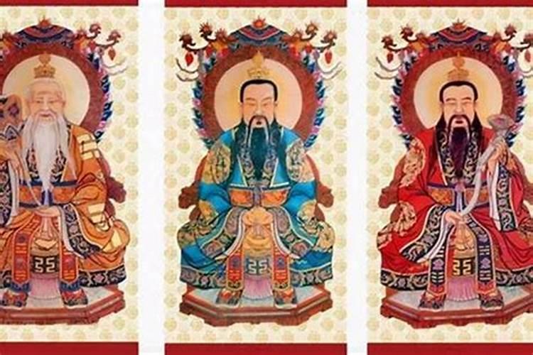2025年属狗的穿什么颜色最好吉利