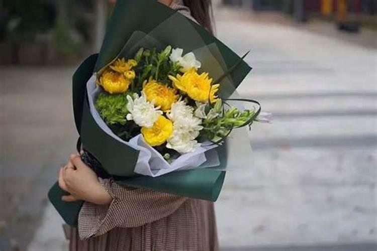 冬至扫墓送什么花