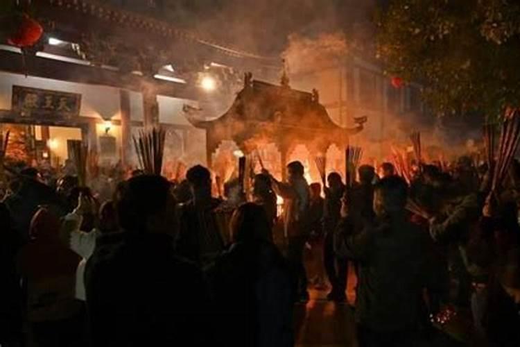 壮族除夕的民风民俗