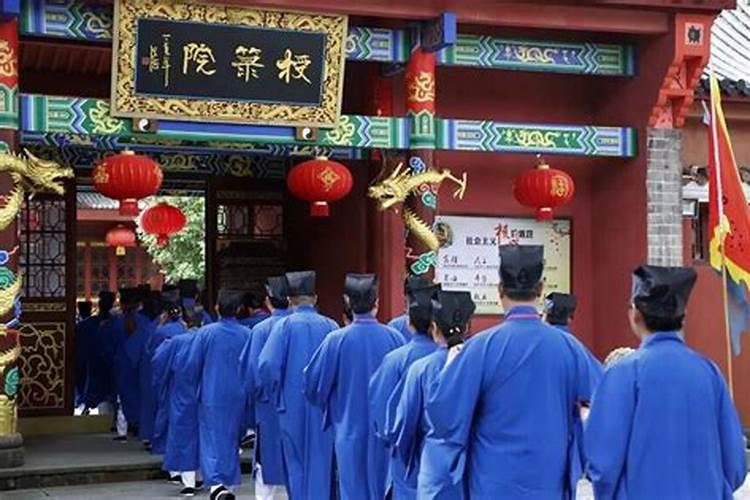 梁山好汉排名是怎样的？排名依据是什么？