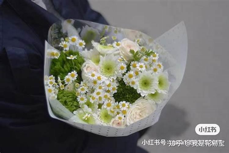 2025属兔的贵人和小人是谁