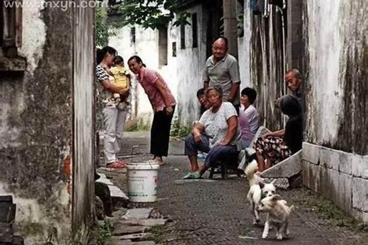 梦见老家的亲人什么意思？