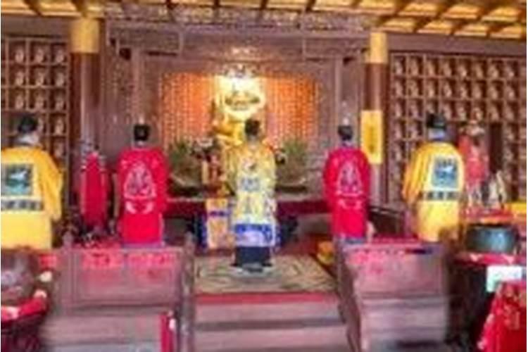 为什么泰山童子不能爬泰山？