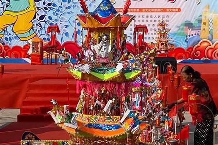 属鸡去哪个方向发财好,旺财五行方位？