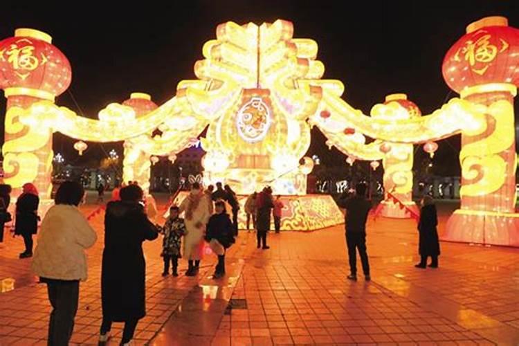 长治市城区正月十五的花灯在哪条街啊