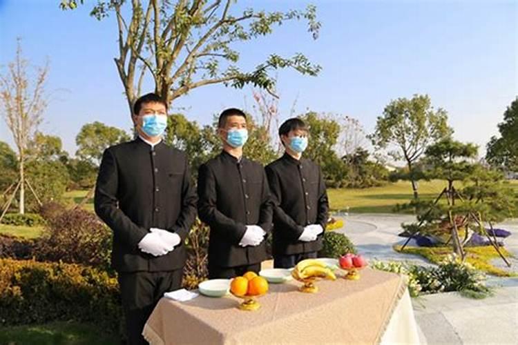 本命年红绳戴什么好