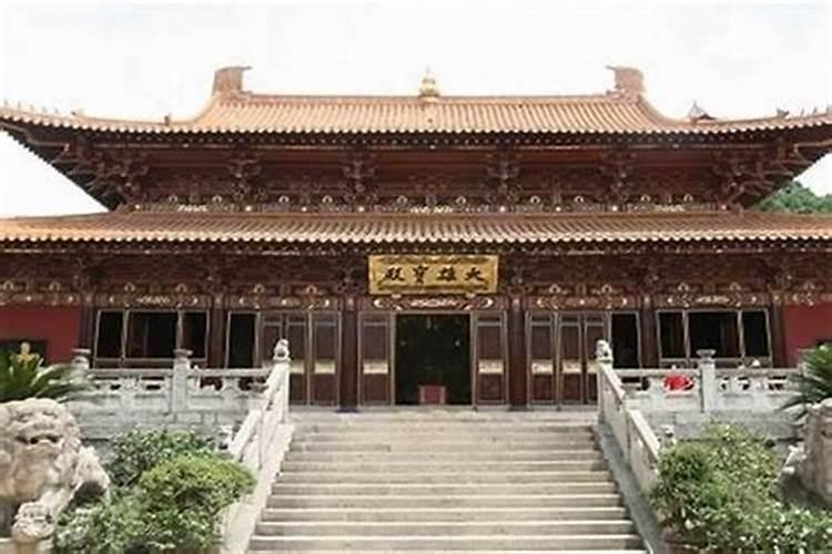 去寺庙烧香能增加运气好吗 去寺庙烧香可以增加运气好吗