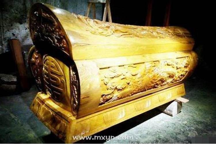 梦见两个棺材都有死人的预兆