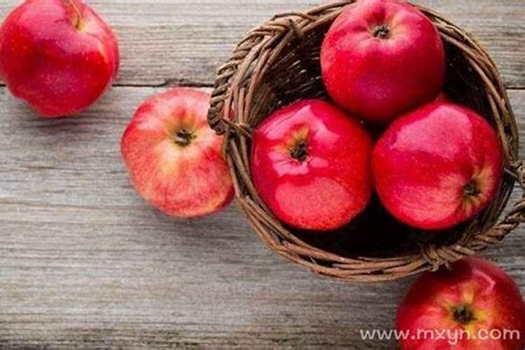 梦见吃苹果很甜预示着什么？有什么特殊意思？