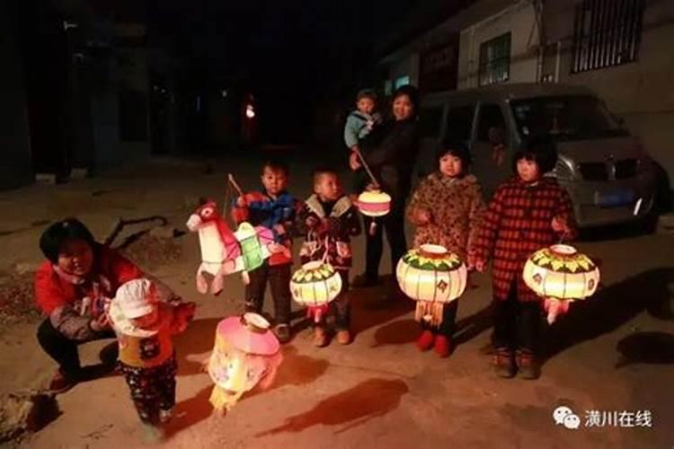 中元节:缅怀祖先,歌颂祖德。四字祭文怎么写？对自己祖先的怀念:颂德...