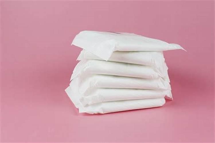 女人梦见带血的卫生巾是什么意思