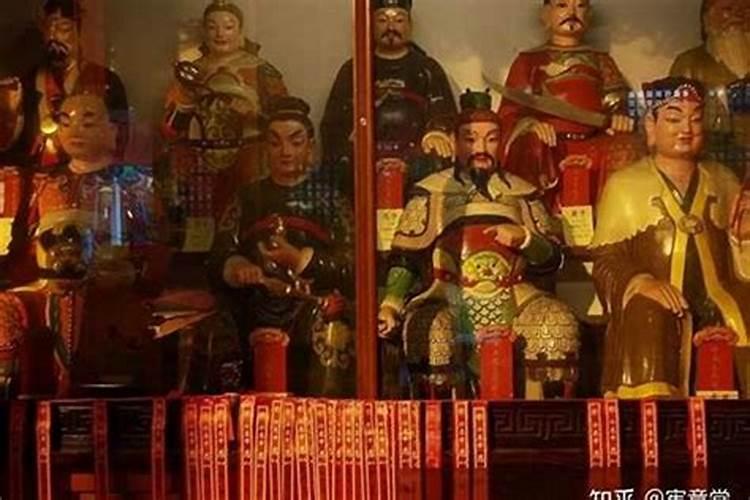 在家里给亡人超度有效果吗？在寺庙做法事都能及时超度么