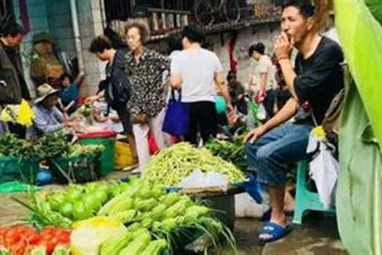 在新开商场里面做什么生意好