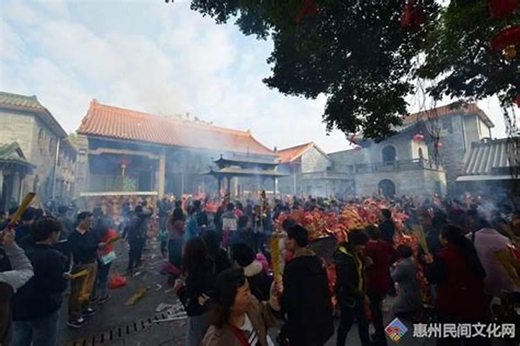 冬至上坟是冬至当天去吗 冬至为什么要上坟