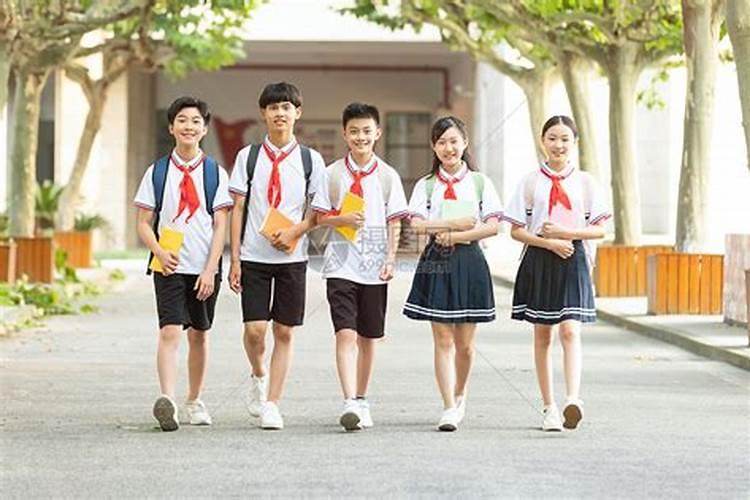 梦见高中初中同学