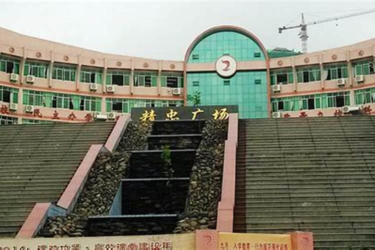 中国的一套民风民俗 急急急急急急急急急急急急急!!~~~
