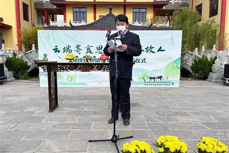 女友的社交圈子里都是男的怎么办？