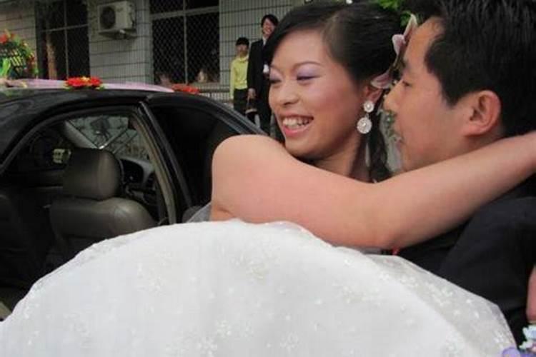 梦见死去的老公和我结婚的预兆