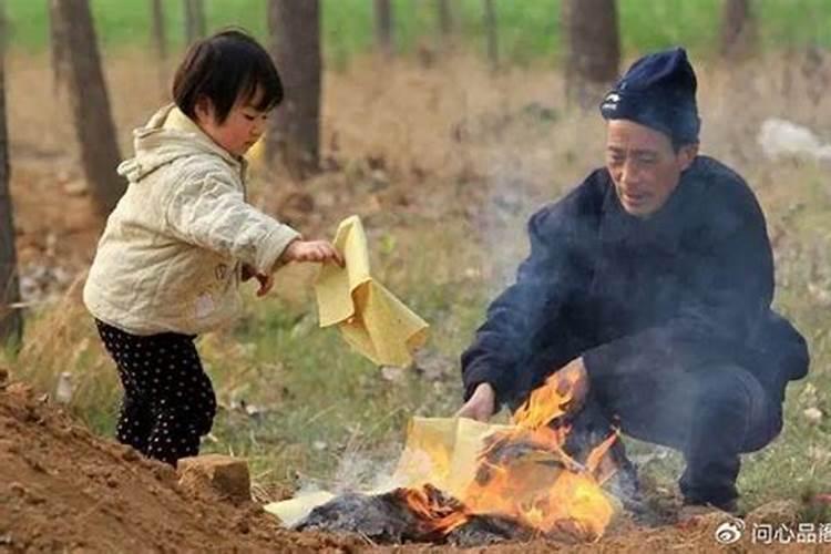 腊月初八能上坟吗