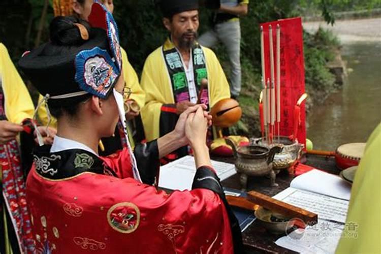 做梦梦到出车祸了人没事意味着啥