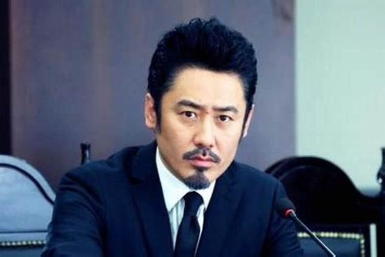 梦见过世的老人和旧房子的预兆