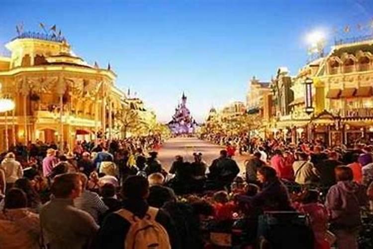 一个人的生辰八字合照片压在菩萨下会怎样