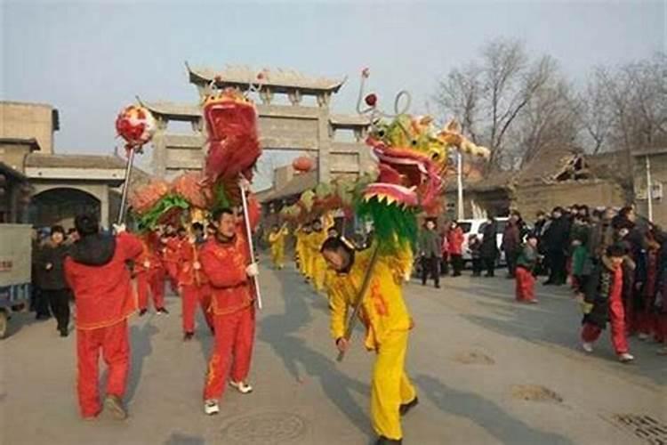 属马女大三岁和属鸡男,马和鸡是否合适？