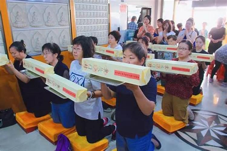 土命适合佩戴什么