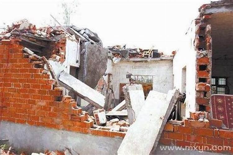 79年属羊今年冲太岁怎么化解,怎样化解冲太岁