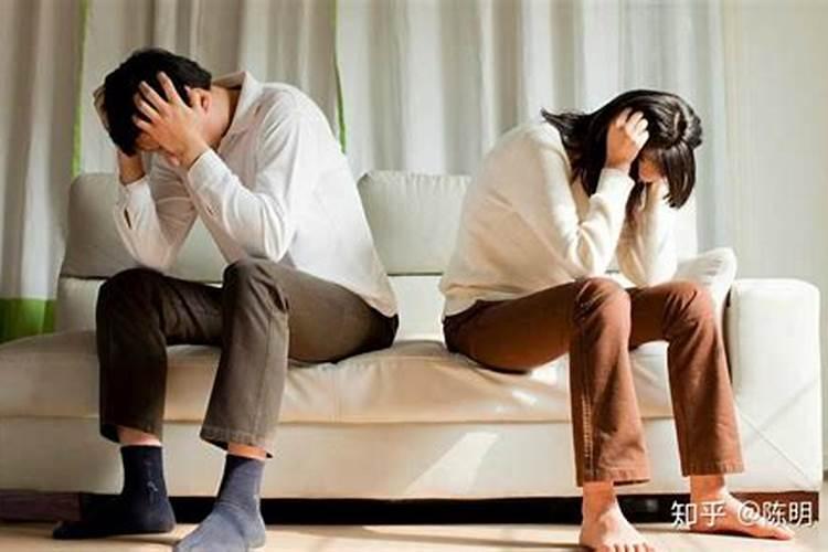 ...有人说本命年结婚不好,说本命年结婚的夫妻容易吵架,以后感情不...