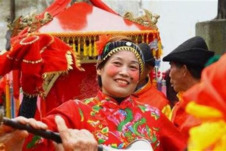 女属猴和什么属相最配