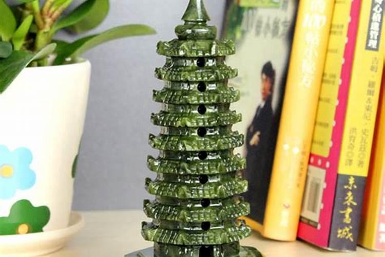梦见水里很多蛇大小都有的预兆