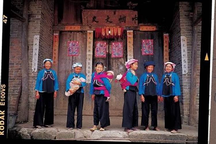 详解:汉族春节的民风民俗
