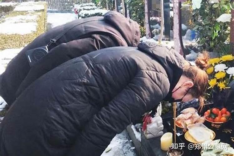 八月中秋能不能去拜去世的父母