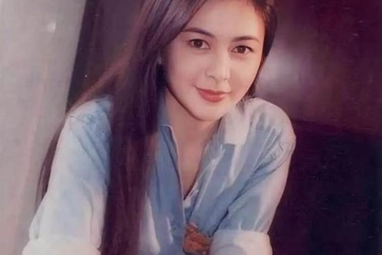 关之琳20岁结婚,“十三姨”让她走上巅峰,为何却与刘德华成遗憾？百度...