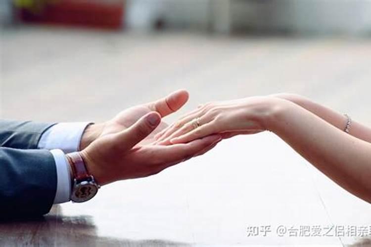 大运冲了夫妻宫说明什么喜用神夫妻宫相克影响？
