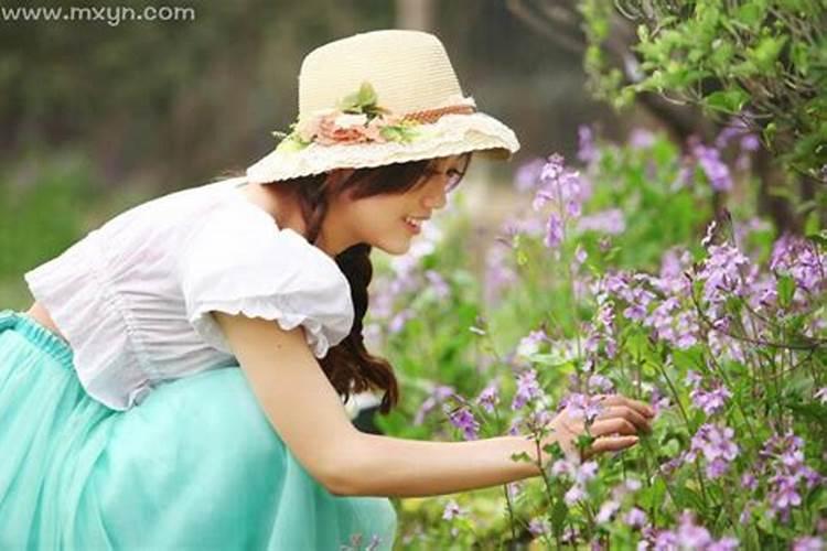 梦见拨花生