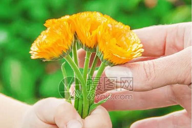 梦见剥花生是什么意思