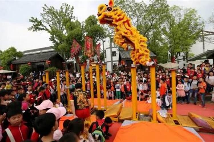 2月6号属鸡出生日的命运解析