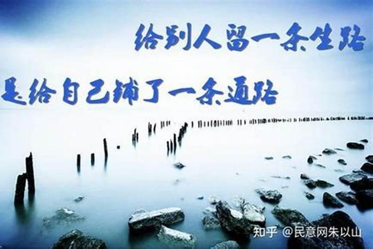 梦见有个男人摸自己胸部的预兆