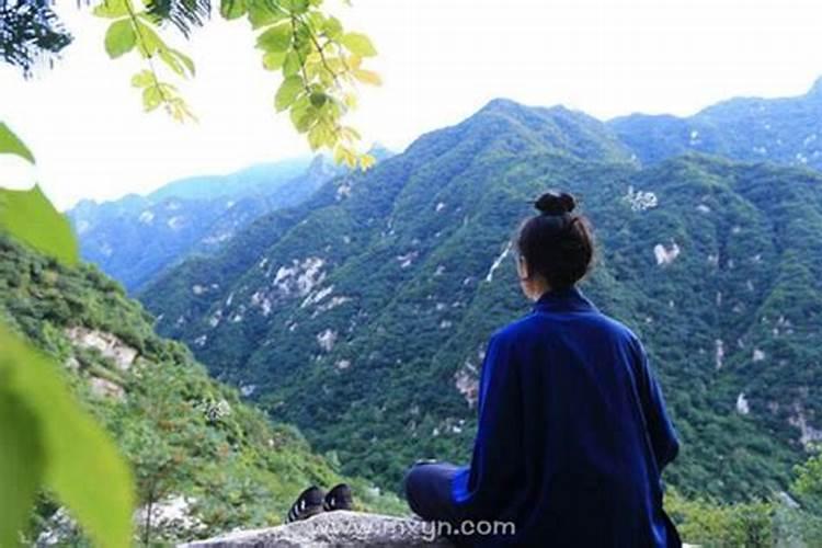 梦见已经死的人说喜欢自己,他在世的时候我俩也一直再联系差点在一起...
