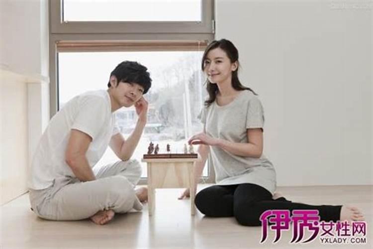 梦见女友不开心,跟别人结婚了,什么意思？