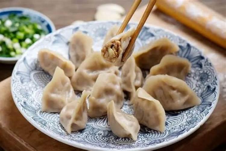 立冬和冬至吃饺子的由来