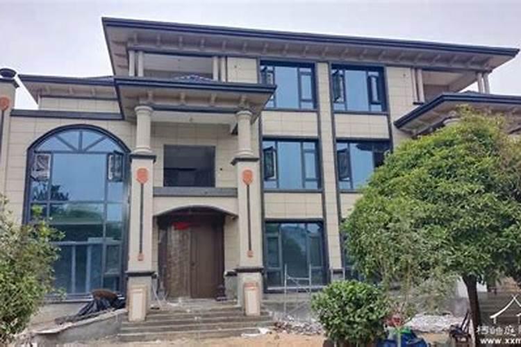 腊月初八出生的男孩命运怎么样 出外逢贵荣华之命？