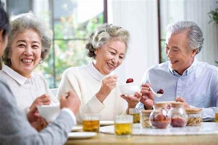 冬至老人养生要注意什么