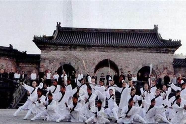 “神医”为何如此火爆？