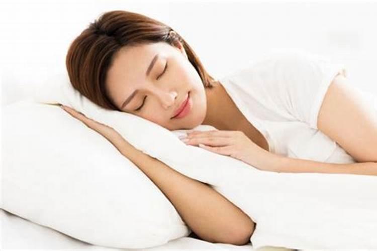 梦见不认识的中年女人是什么预兆？