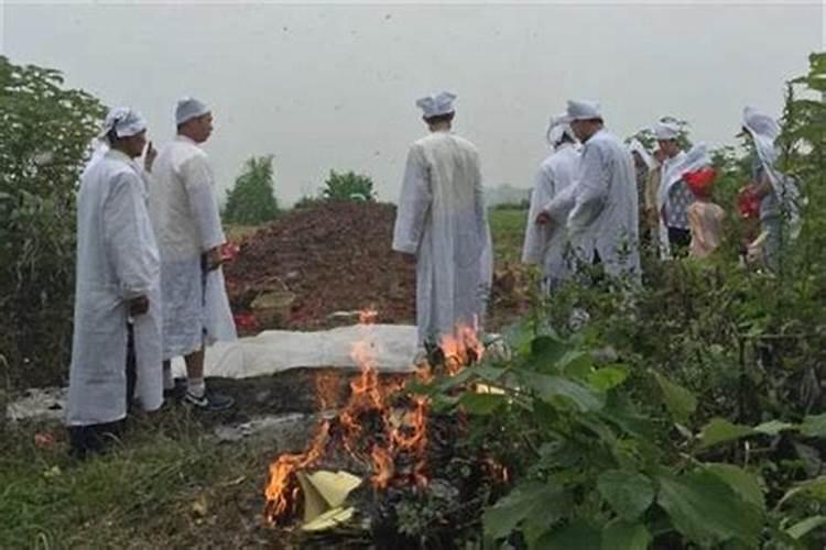 梦见别人家白事的预兆