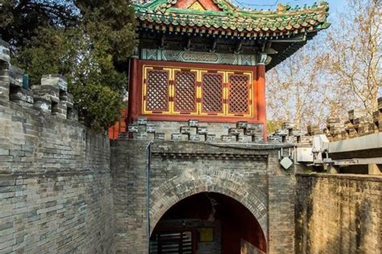 八字算命中等和中等偏上有什么区别