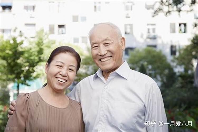 梦见儿子带女朋友回家什么意思